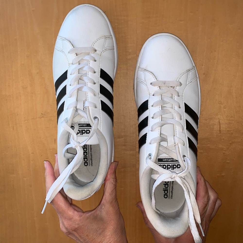 Adidas Sneakers